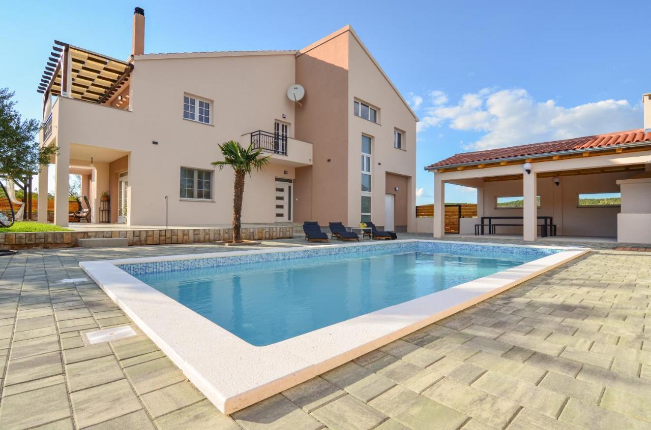 Apartment Villa Troskot Pirovac Bagian luar foto