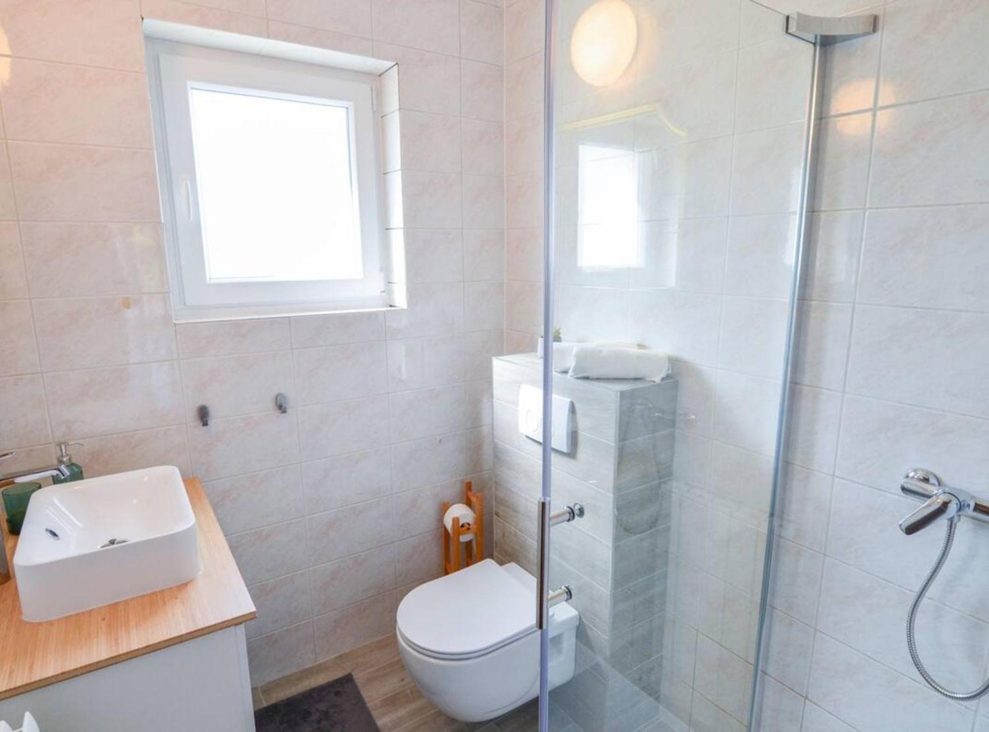 Apartment Villa Troskot Pirovac Bagian luar foto